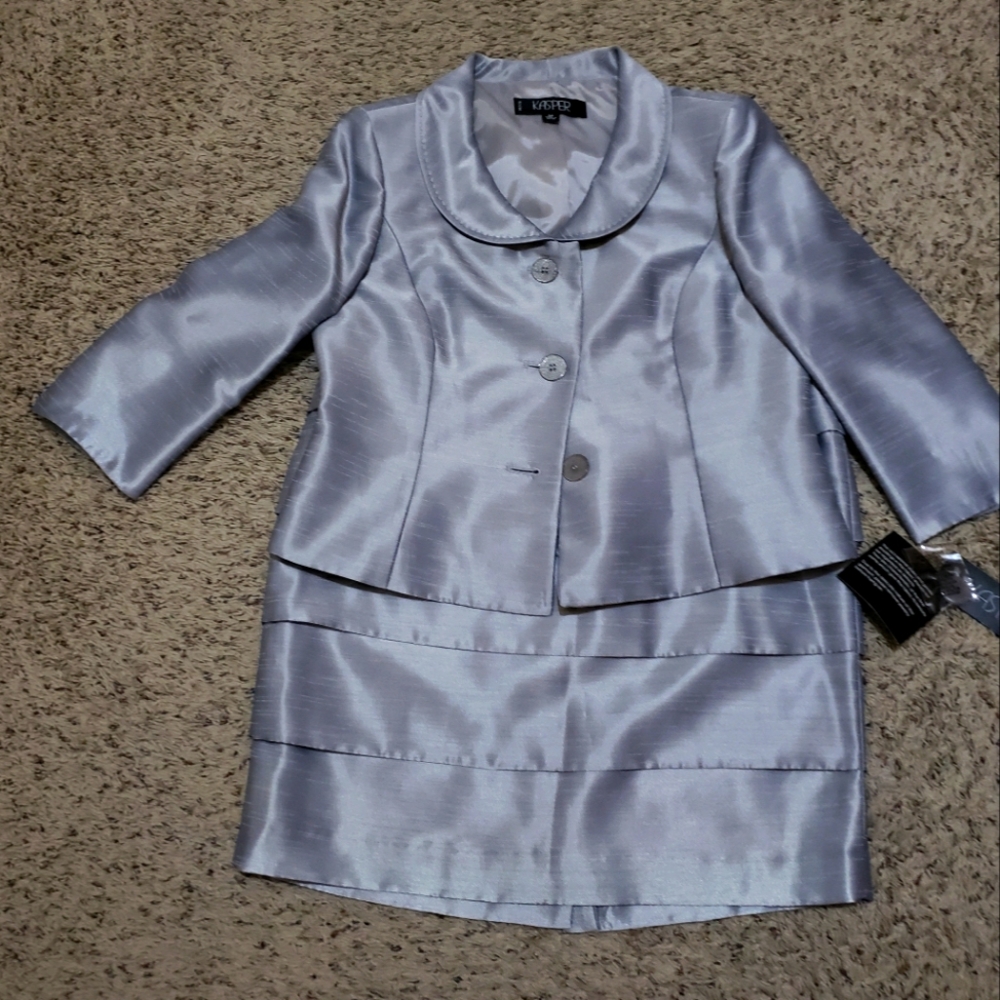 KASPER 2 PIECE BLAZER AND SKIRT SET(RARE) - Picture 3 of 8